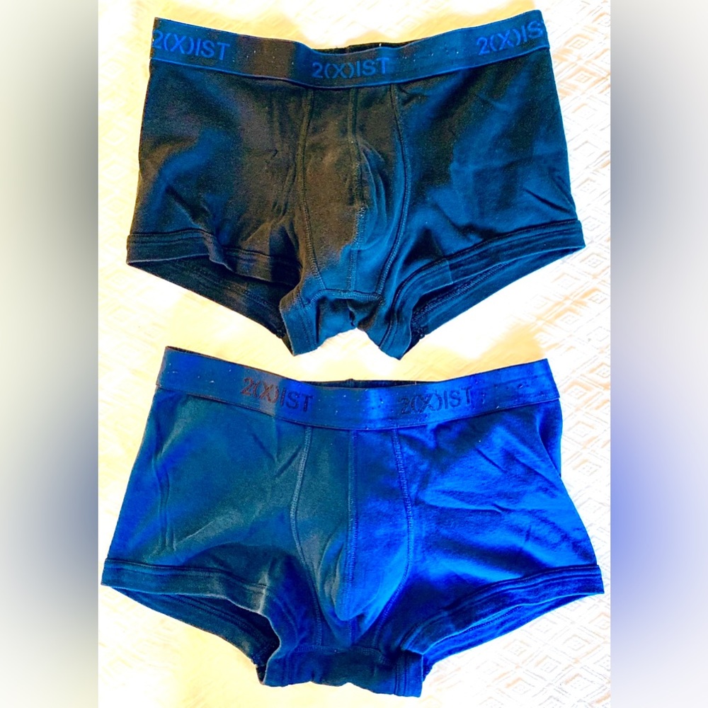 2(x)ist Men’s cotton brief trunks, 4- pack.